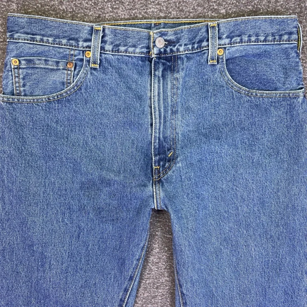 Levis levi 517